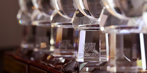 uz-nuopelnus-verslui