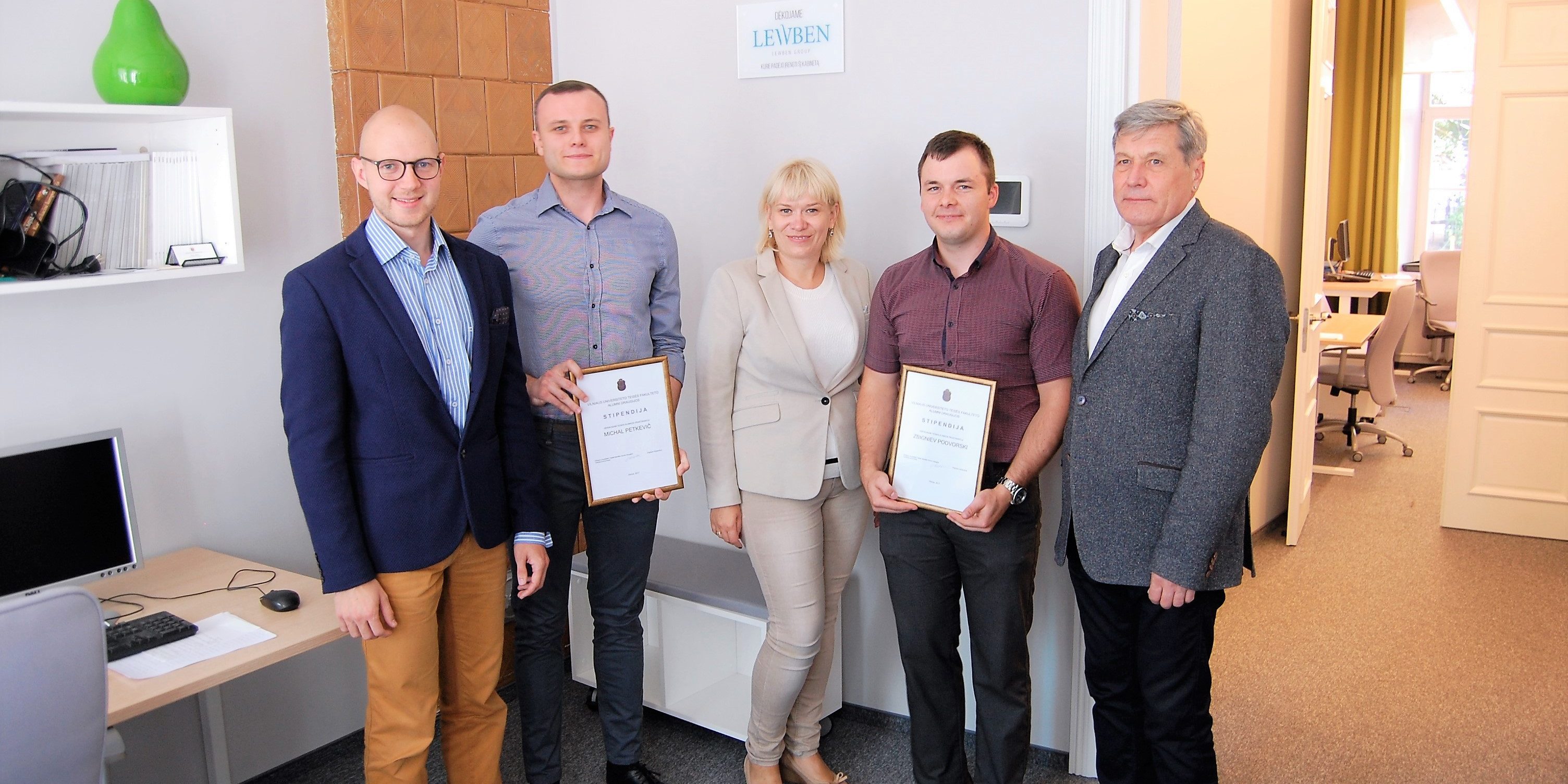 VU TF Alumni draugijos stipendija